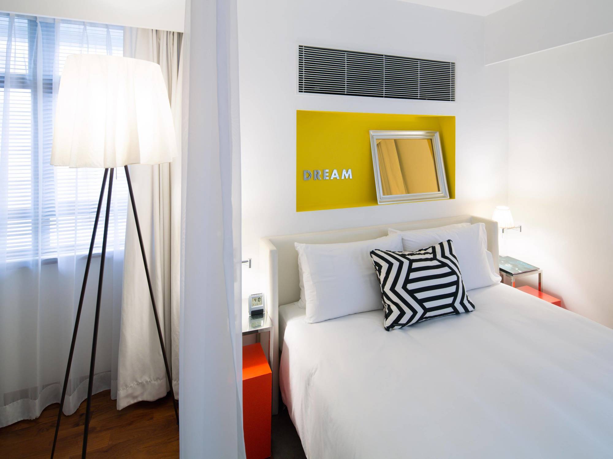 J Plus Hotel By Yoo Hong Kong Exterior photo